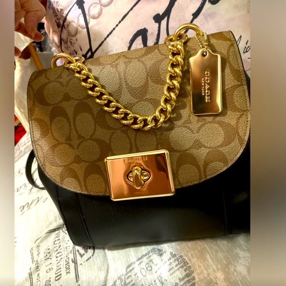 Coach Handbags - EUC COACH Cassidy Signature backpack              *OPEN TO OFFERS*